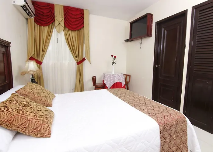 Hotel Flor de Liz